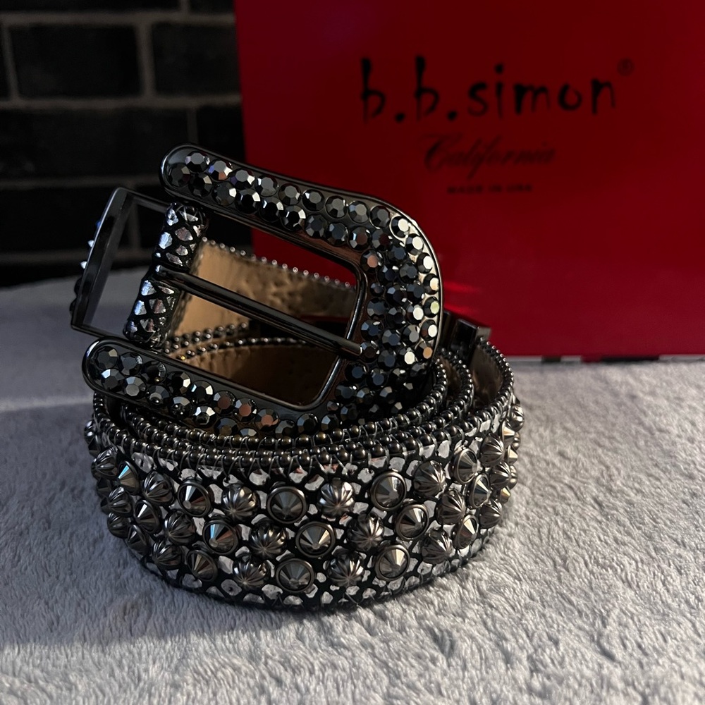 B.B. Simon Black and Silver Crystal Belt - Picture 2 of 5